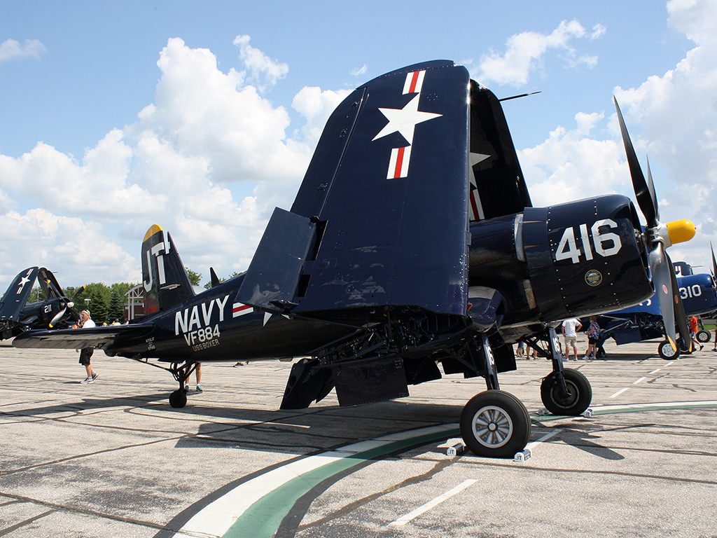 Full size: PRIVATE Chance Vought F4U-4 Corsair N713JT at Willow Run Airport